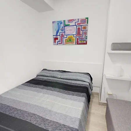 30m2 ,vue Sur Et Piscine