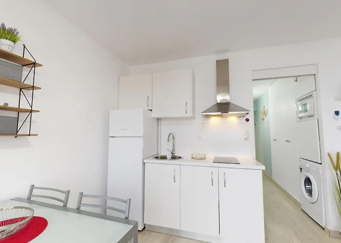 30m2 ,vue Sur Et Piscine, Commerce Apartmán Roses