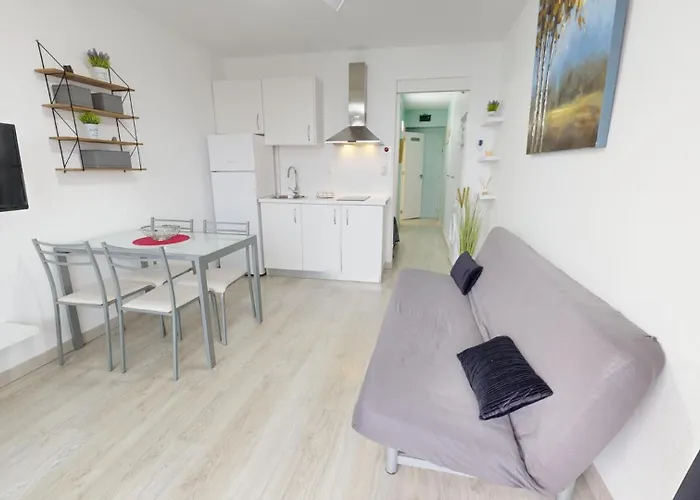 30m2 ,vue Sur Et Piscine, Commerce Apartmán Roses