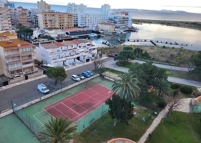 30m2 ,vue Sur Et Piscine, Commerce Apartmán Roses