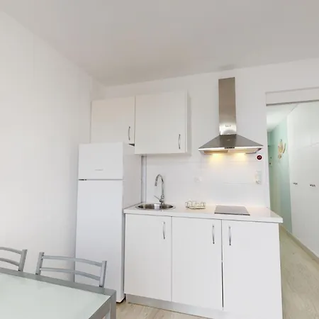 30m2 ,vue Sur Et Piscine, Commerce 아파트 로지즈